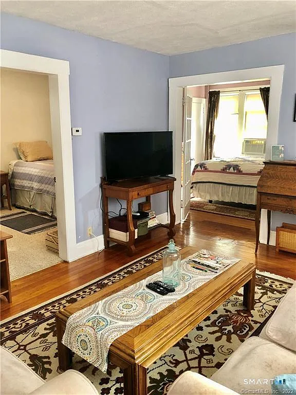 2 bed, 1.0 bath, 1674 sqft, $1,845 — Photo 4