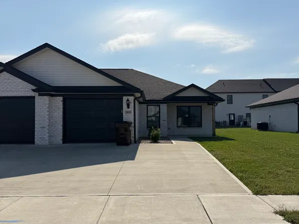 1415 Mulberry Dr, Paris, KY 40361