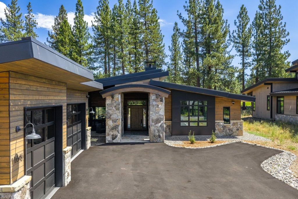 11646 Henness Road 3