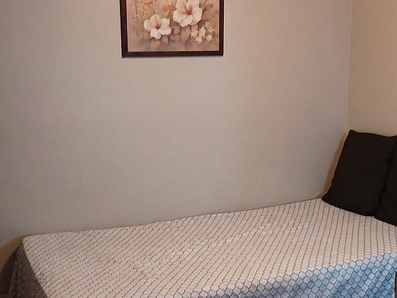 4th image of 265 Glenridge Dr #3
