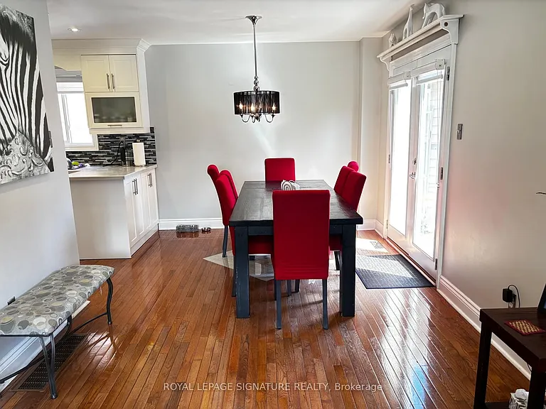 6568 Aston Martin Mews — Photo 6