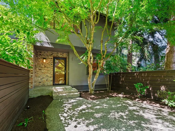 6522 108th Avenue NE, Kirkland, WA 98033