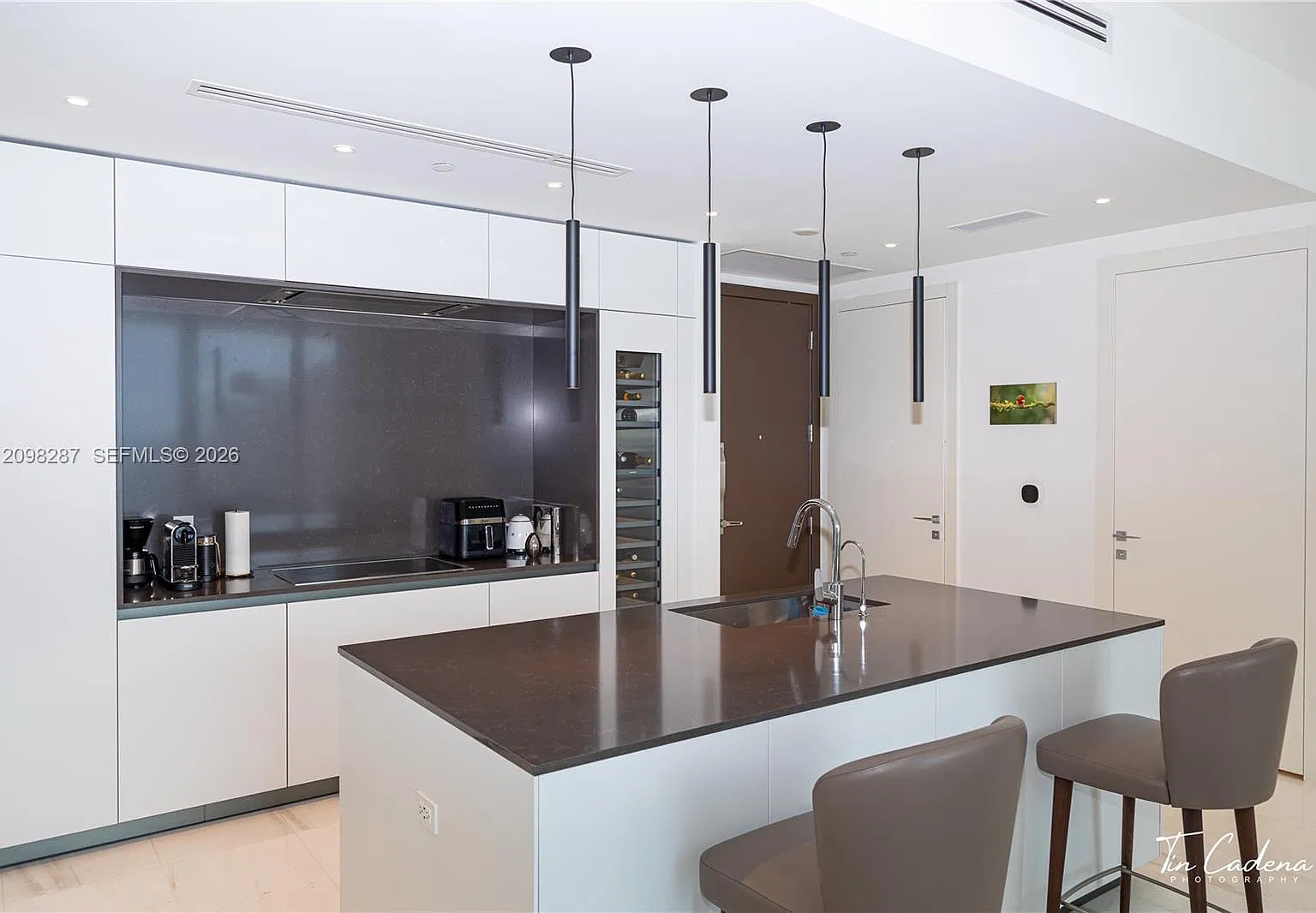 2 bed, 2.5 bath, 1203 sqft, $15,000 — Photo 3