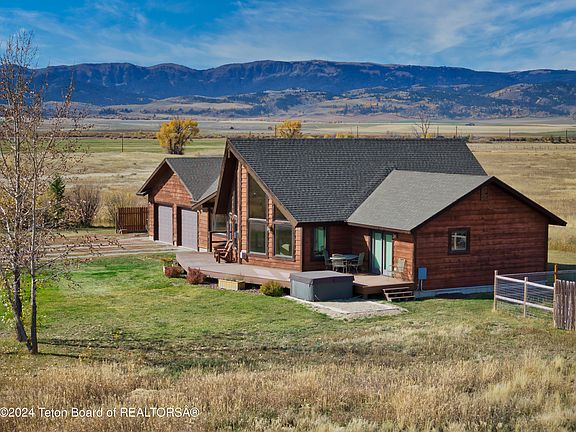 5th image of 3739 Saddle Bluff Trl