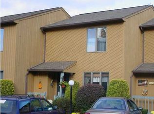 58 Kristee Cir, West Warwick, RI 02893