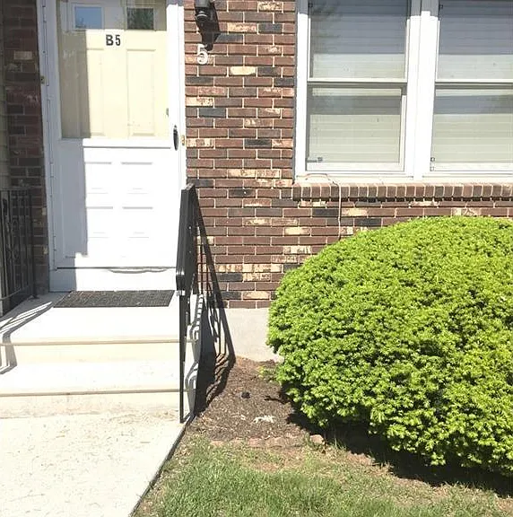 5 Saint Marc Cir #B — Photo 8