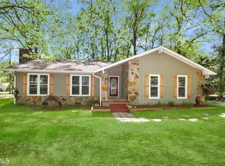 10 Woodlake Ct, Lagrange, GA 30240