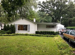 37951 N Wilson Ave, Beach Park, IL