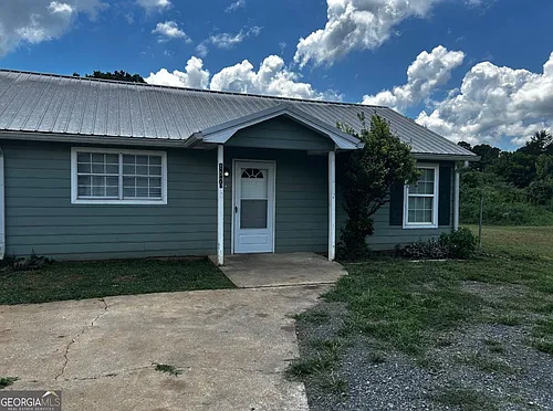 157 Long Station Rd #B Photo 1 157 Long Station Rd #B Photo 1