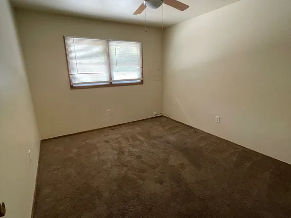 2330 Lewis Ave Unit 2330, Zion, IL 60099