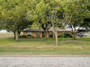 801 Boyce Rd, Waxahachie, TX 75165