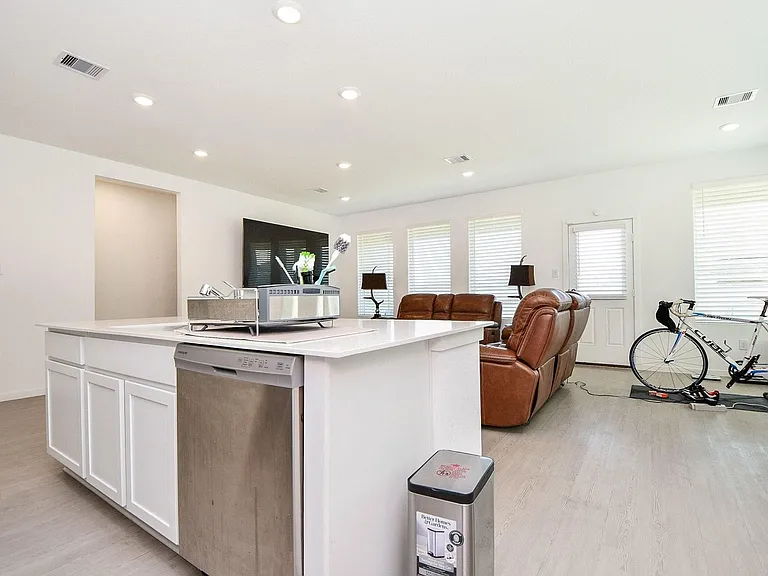 26610 Coast Redwood Dr — Photo 9