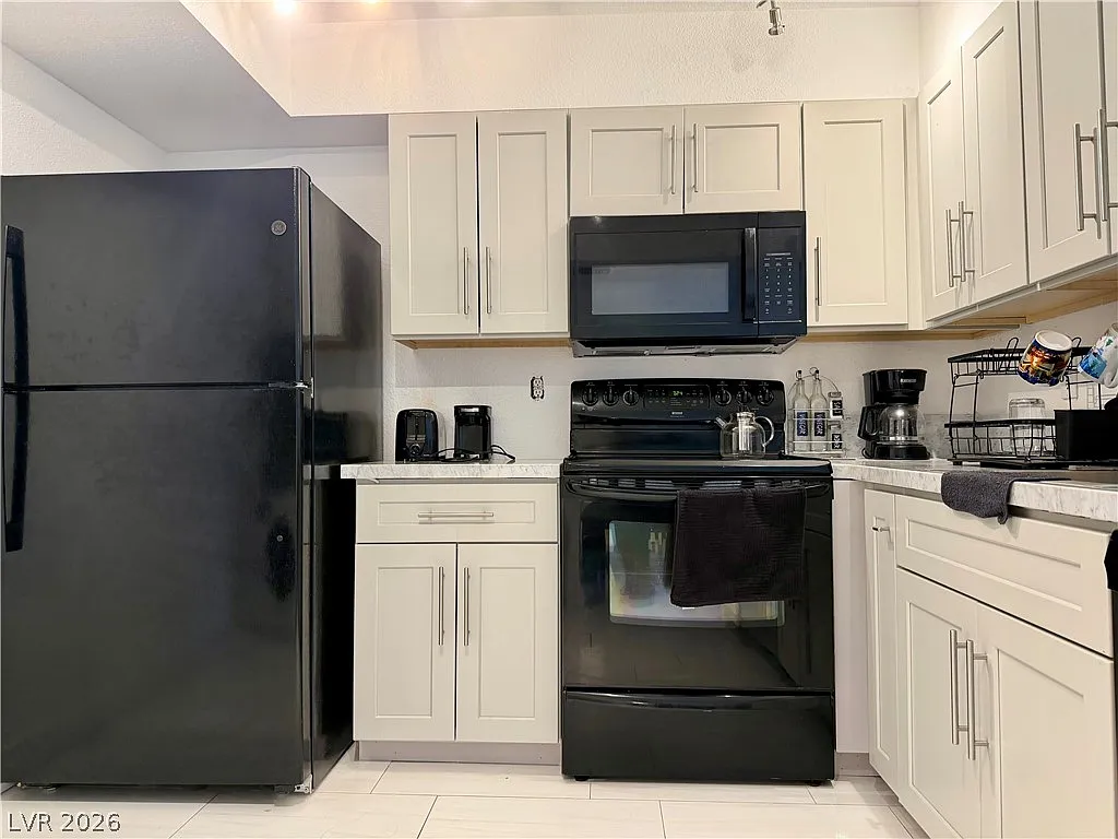 2 bed, 3.0 bath, 1080 sqft, $1,495 — Photo 4