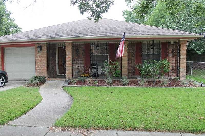 1st image of 2113 Houma Blvd