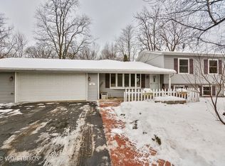3S360 Batavia Rd, Warrenville, IL 60555