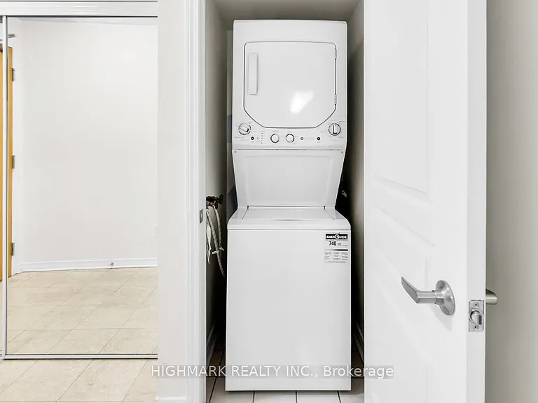 509 Beecroft Rd #517 — Photo 15
