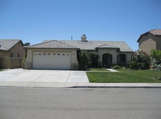 1554 W Avenue H1, Lancaster, CA 93534