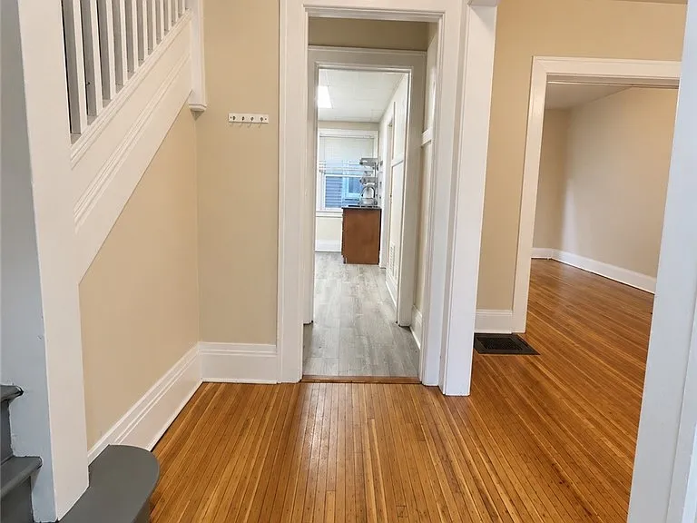 1176 Monroe Ave — Photo 4