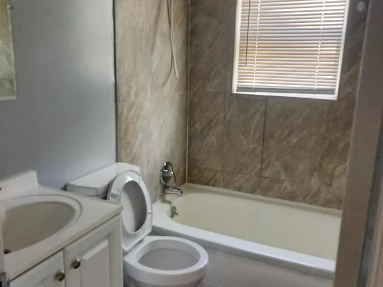 2922 Farrow Ave — Photo 14