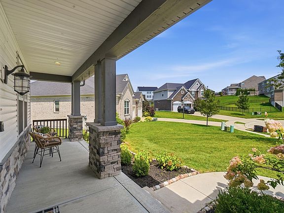 5th image of 8728 Eden Ct