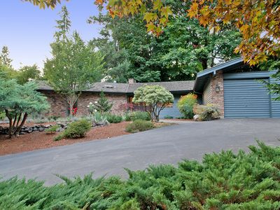 2063 211th Ave NE, Sammamish, WA, 98074