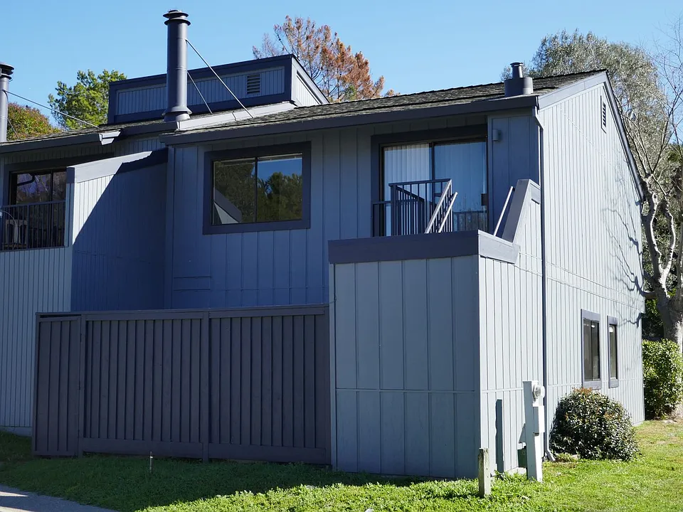 73 Mitchell Dr