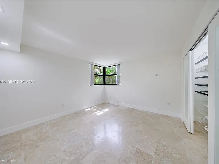 101 Ocean Lane Dr #1017 — Photo 9
