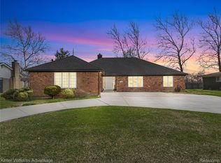 17005 Westland Ave, Southfield, MI