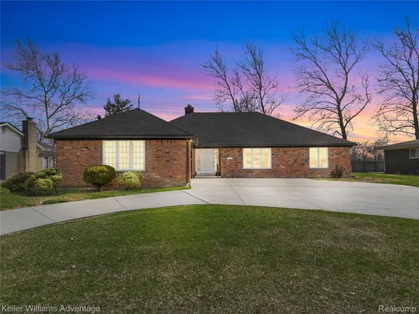 17005 Westland Ave, Southfield, MI 48075