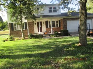 224 Arnold Dr, Beechmont, KY 42323