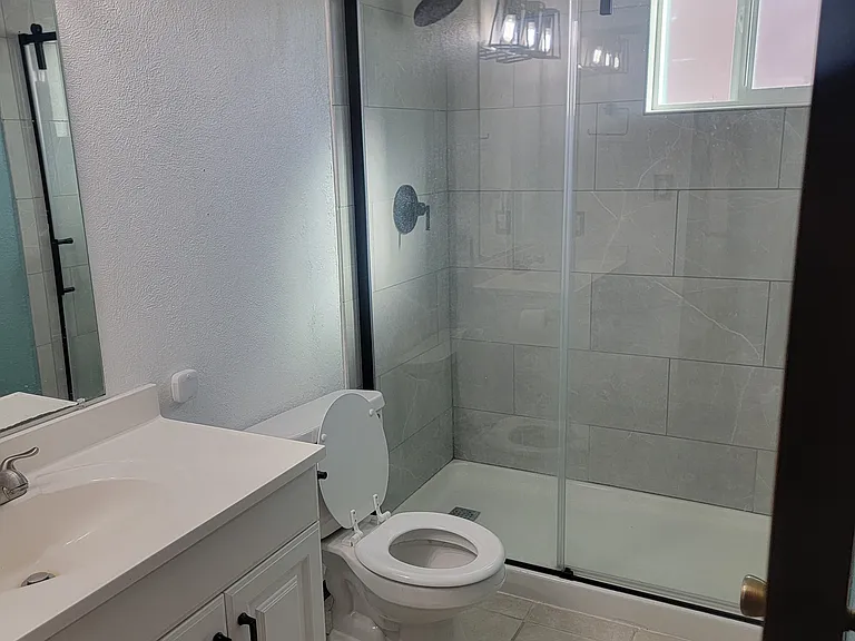 717 Fennel Ct SE — Photo 15