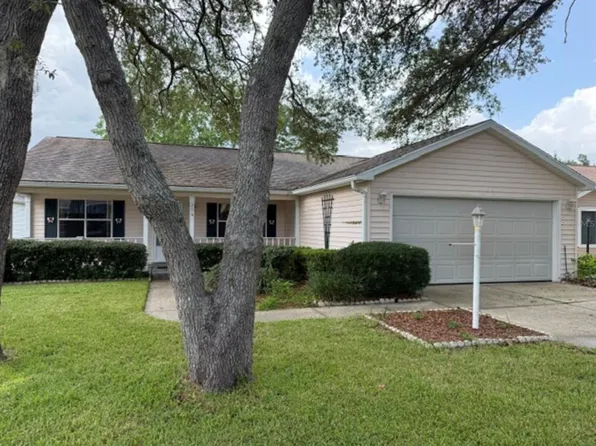 208 ARAGON LANE, LADY LAKE, FL 32159