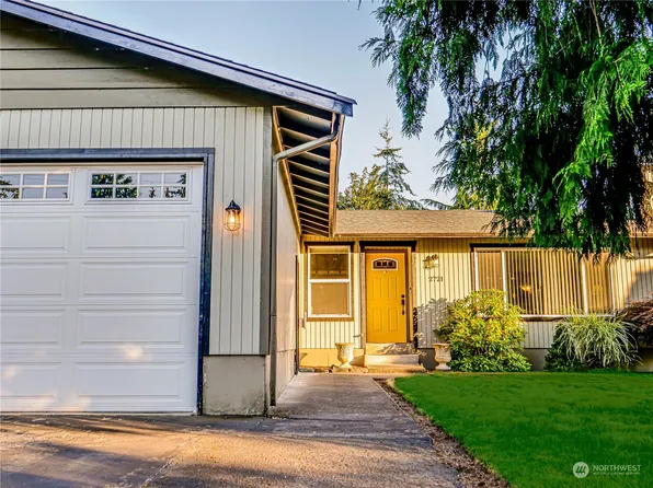 2721 182nd Avenue E, Lake Tapps, WA 98391