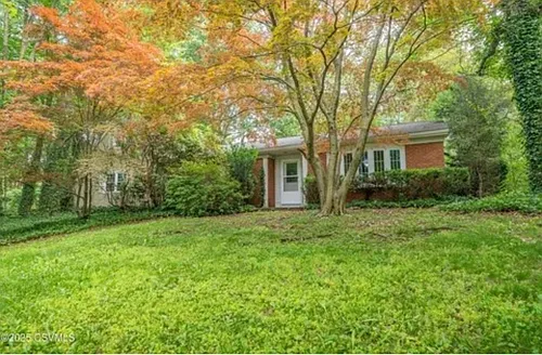 2 Wilson Cir Photo 1