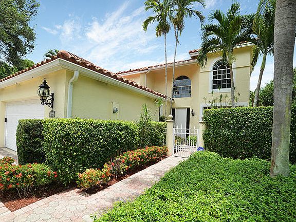 Home For Sale In Broken Sound Country Club