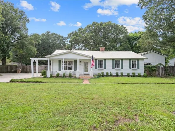 101 Overhill Rd, Mobile, AL 36608