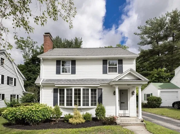 12 Atwater St, Worcester, MA 01602