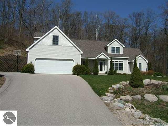 1st image of 3975 N Trillium Dr
