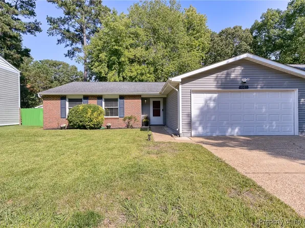 441 Michael Irvin Dr, Newport News, VA 23608