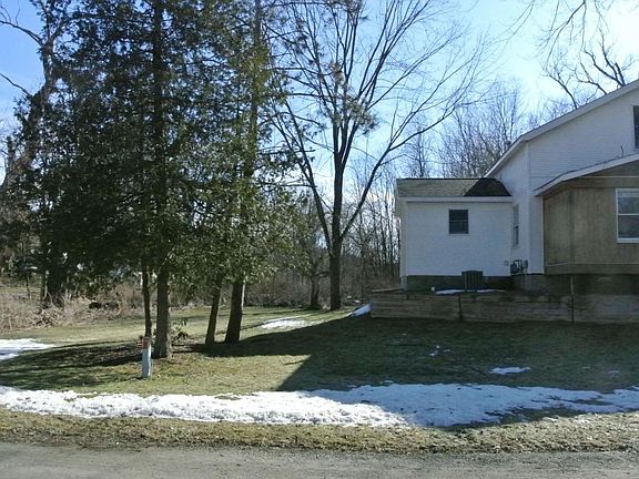2nd image of 5748 Mall Ave NE