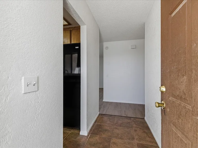 6851 Quail Spring Ave — Photo 5