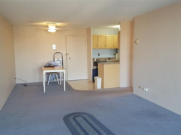 2nd image of 4800 E Hale Pkwy #405N