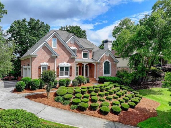 7050 Redcliff Ct, Suwanee, GA 30024