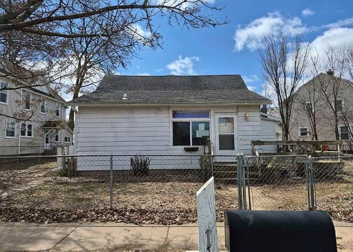 1st image of 1022 3rd AVENUE
