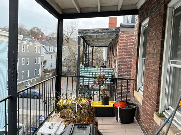 10 Hyde Park Ave Apartments