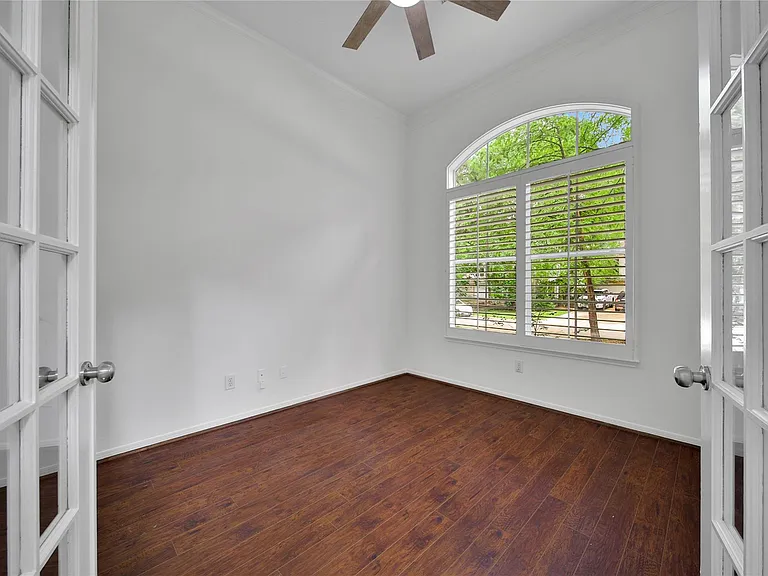 7 Churchdale Pl — Photo 6