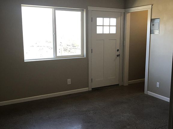 5th image of 15840 W Hess Ln #1B