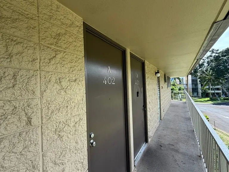 95-2043 Waikalani Pl #A402 — Photo 2
