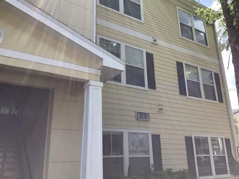 18139 Back Stretch Ln #18139 — Photo 3