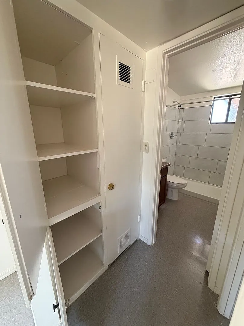 Towner Apartments — Photo 4
